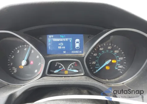 2014 Ford Focus Se z USA, uszkodzony, nr VIN 1FADP3K20EL192190